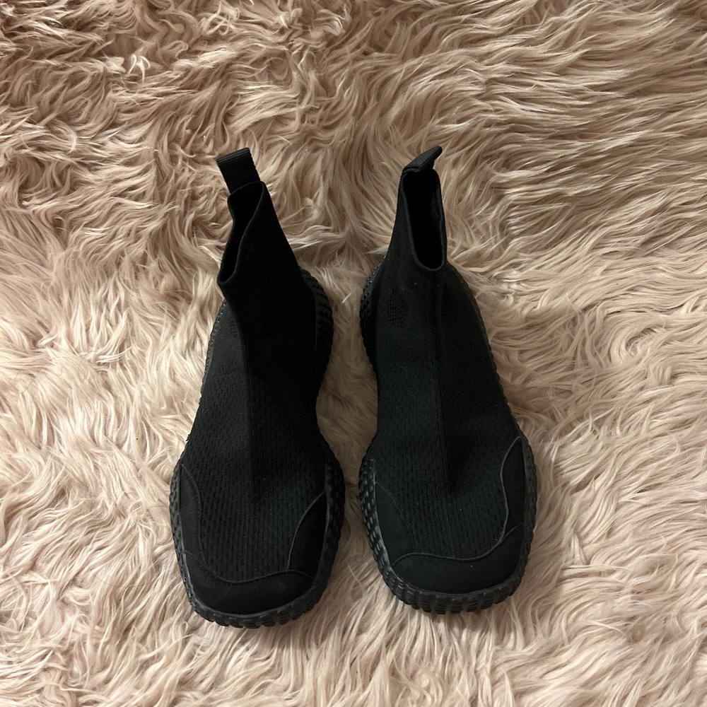 Zara Black Sneakers Size 6